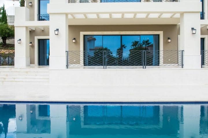 Chalet de 6 habitaciones en Benahavís en venta con piscina garaje - 2.800.000 € (Ref: 10001537)