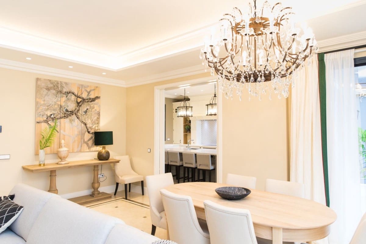 Chalet de 6 habitaciones en Benahavís en venta con piscina garaje - 2.800.000 € (Ref: 10001537)