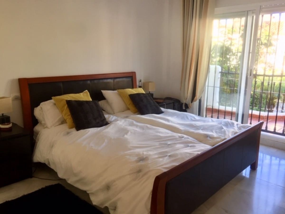 3 Zimmer Haus zu verkaufen in Marbella mit Pool Garage - 389.000 € (Ref: 10001539)