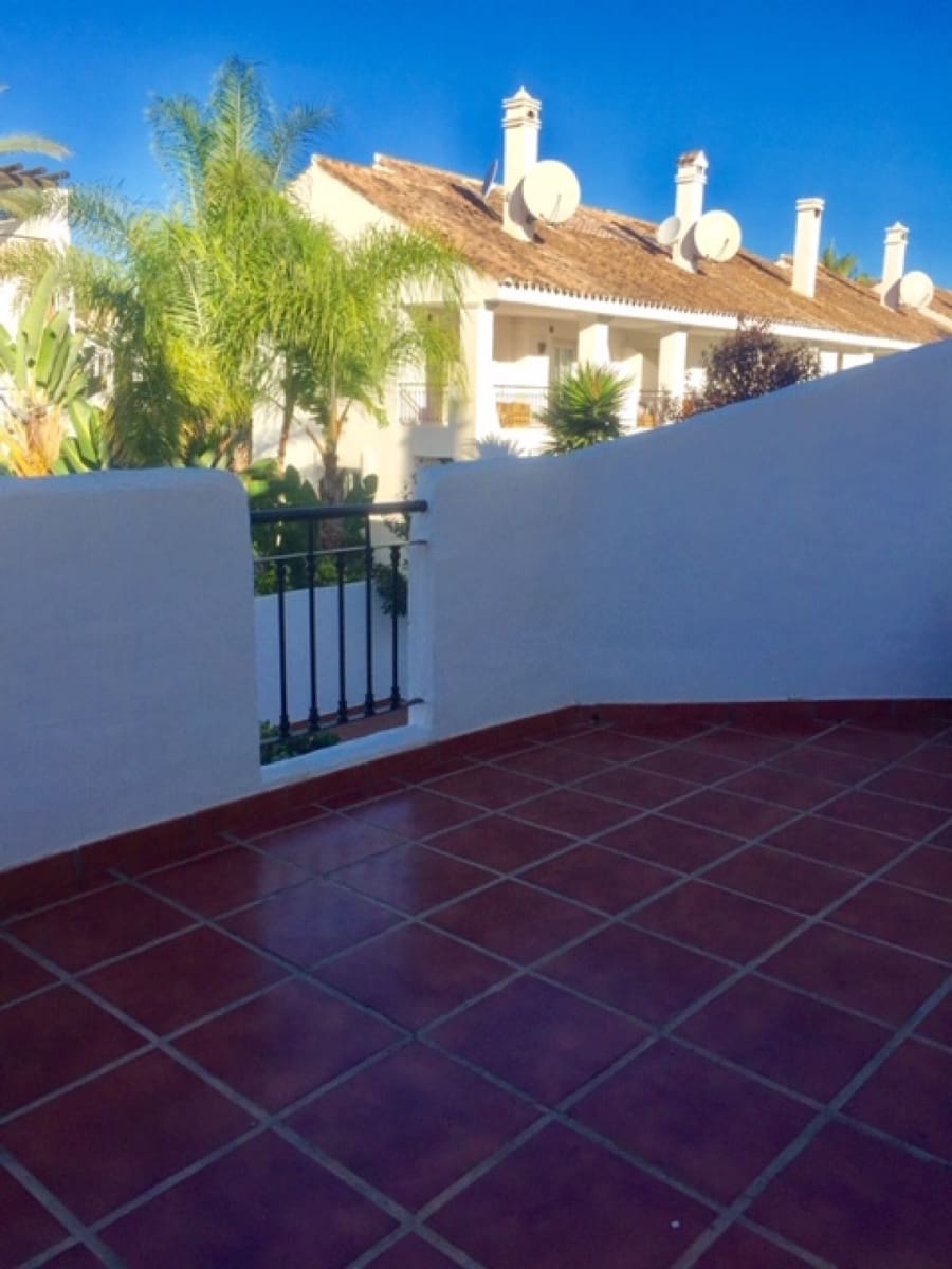 3 Zimmer Haus zu verkaufen in Marbella mit Pool Garage - 389.000 € (Ref: 10001539)