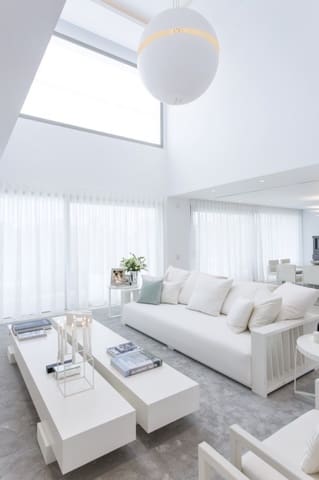 5 bedroom Villa for sale in Marbella with pool garage - € 2,190,000 (Ref: 10001540)