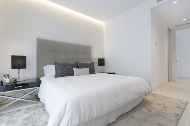 4 slaapkamer Villa te koop in Marbella met zwembad garage - € 1.690.000 (Ref: 10001541)
