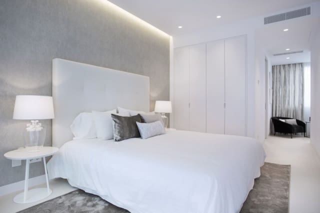 4 slaapkamer Villa te koop in Marbella met zwembad garage - € 1.690.000 (Ref: 10001541)