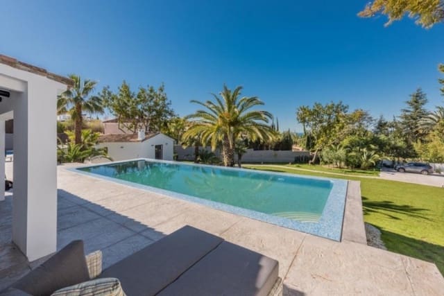 6 sypialnia Willa na sprzedaż w Marbella z basenem garażem - 3 495 000 € (Ref: 10001542)