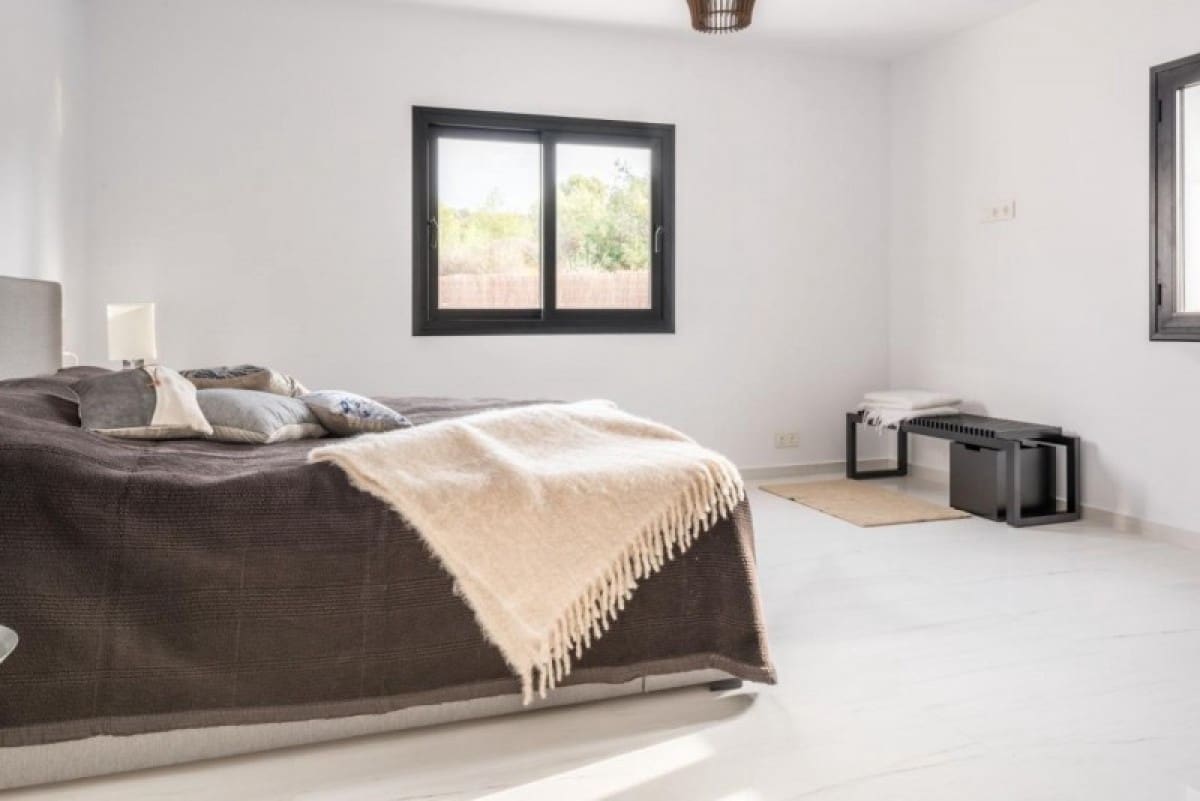 6 sypialnia Willa na sprzedaż w Marbella z basenem garażem - 3 495 000 € (Ref: 10001542)