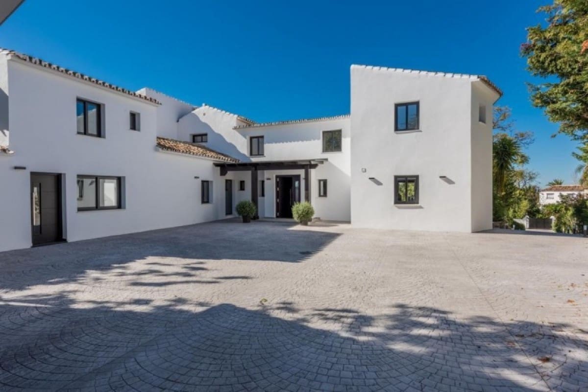 6 sypialnia Willa na sprzedaż w Marbella z basenem garażem - 3 495 000 € (Ref: 10001542)