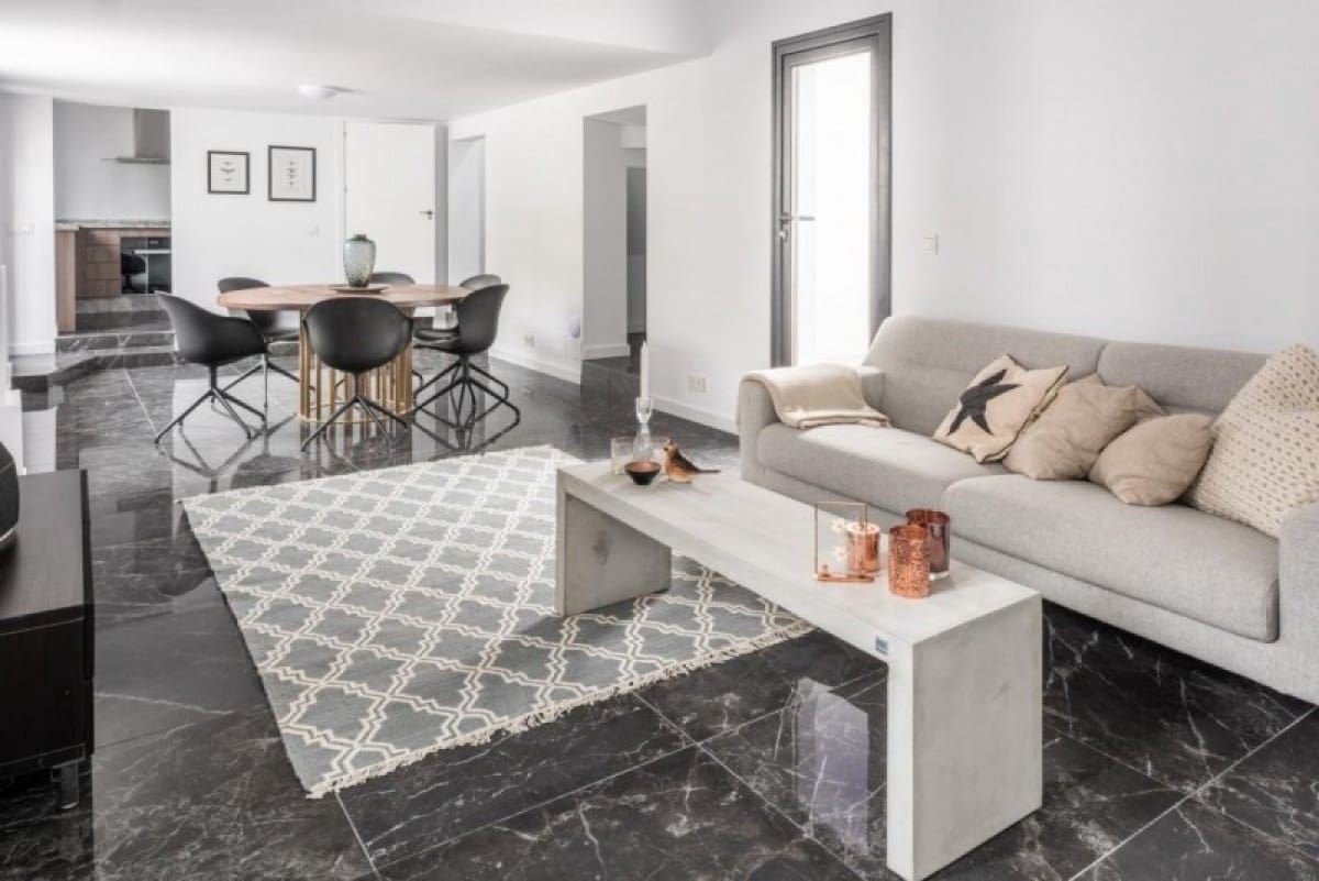 6 sypialnia Willa na sprzedaż w Marbella z basenem garażem - 3 495 000 € (Ref: 10001542)