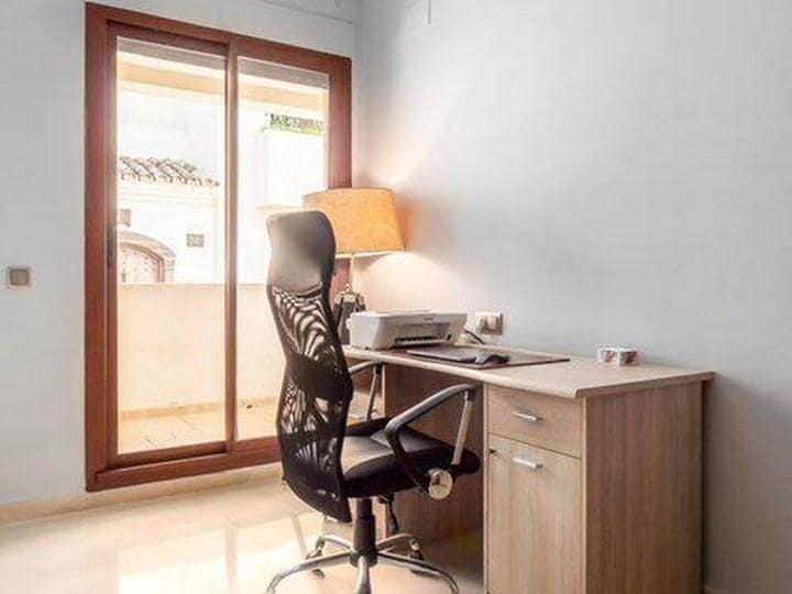 3 soverom Leilighet til salgs i Marbella med svømmebasseng garasje - € 425 000 (Ref: 10001547)