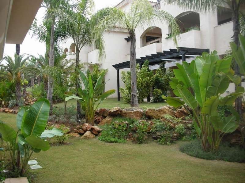 3 soverom Leilighet til salgs i Marbella med svømmebasseng garasje - € 425 000 (Ref: 10001547)