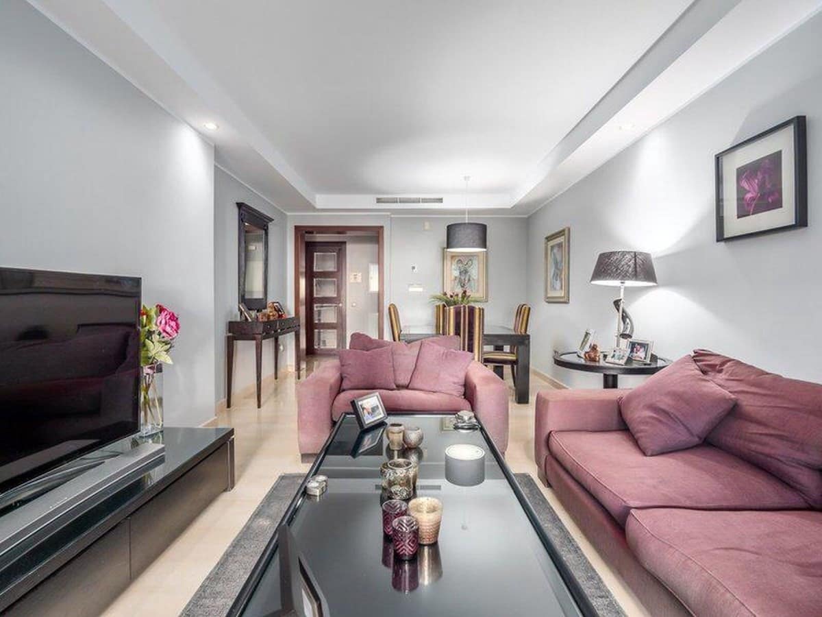 3 soverom Leilighet til salgs i Marbella med svømmebasseng garasje - € 425 000 (Ref: 10001547)
