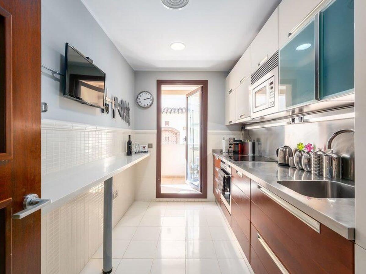 3 soverom Leilighet til salgs i Marbella med svømmebasseng garasje - € 425 000 (Ref: 10001547)