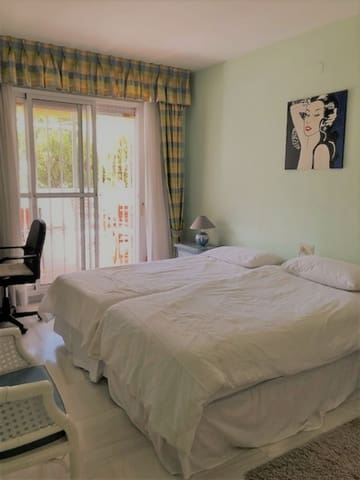 2 soveværelse Lejlighed til salg i Marbella med swimmingpool garage - € 360.000 (Ref: 10001548)