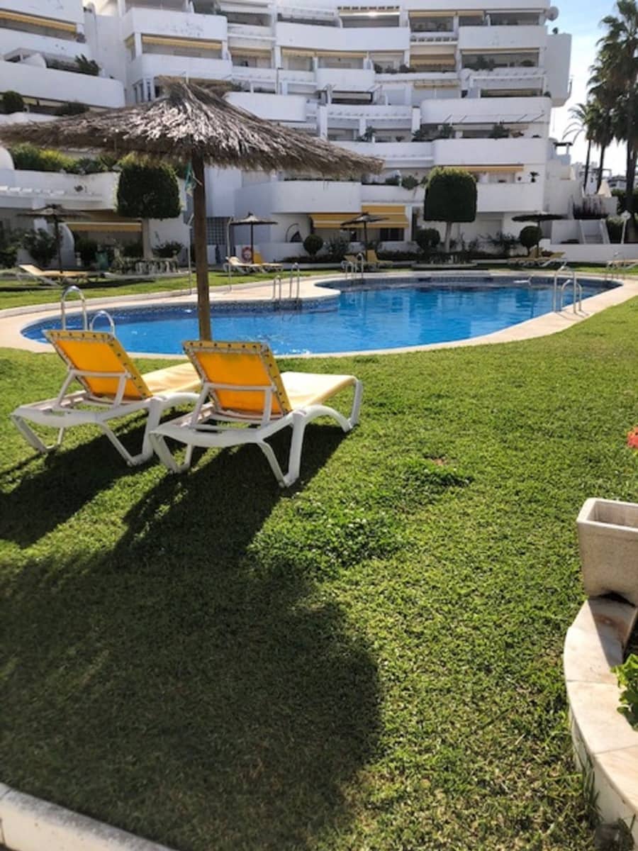 2 soveværelse Lejlighed til salg i Marbella med swimmingpool garage - € 360.000 (Ref: 10001548)