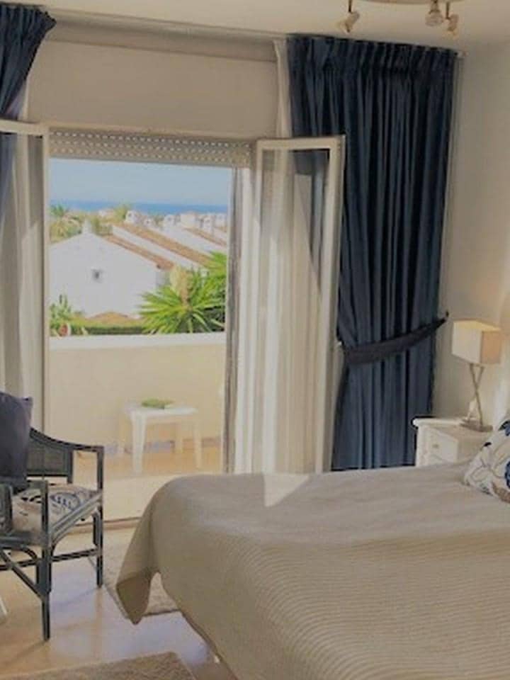 2 soveværelse Lejlighed til salg i Marbella med swimmingpool garage - € 495.000 (Ref: 10001549)