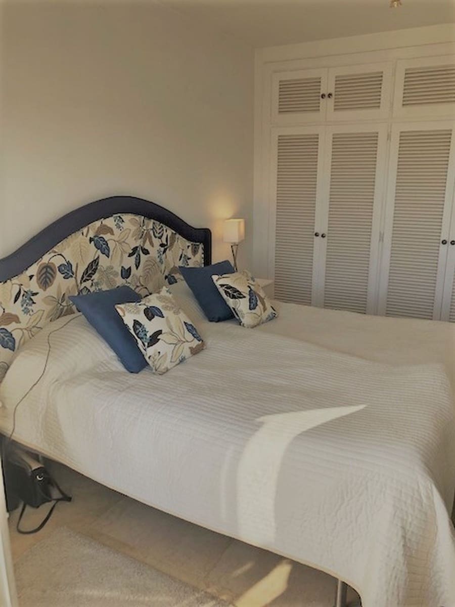 2 soveværelse Lejlighed til salg i Marbella med swimmingpool garage - € 495.000 (Ref: 10001549)