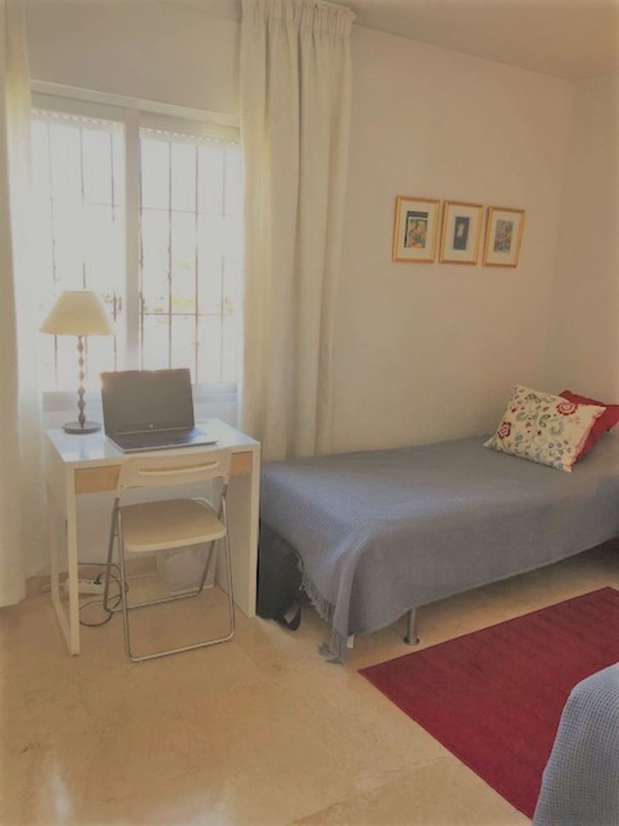 2 soveværelse Lejlighed til salg i Marbella med swimmingpool garage - € 495.000 (Ref: 10001549)
