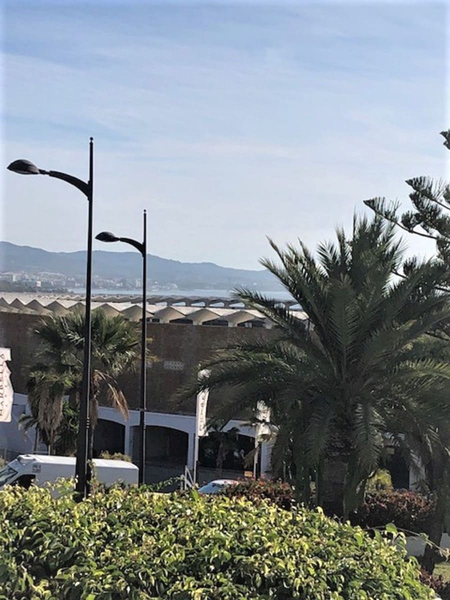 2 soveværelse Lejlighed til salg i Marbella med swimmingpool garage - € 495.000 (Ref: 10001549)
