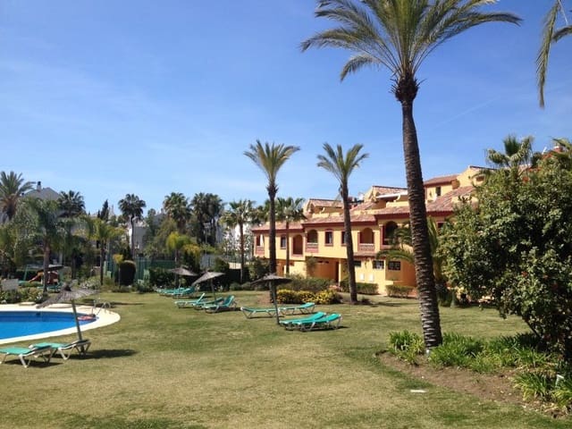 4 sovrum Hus till salu i Marbella med pool garage - 599 500 € (Ref: 10001551)