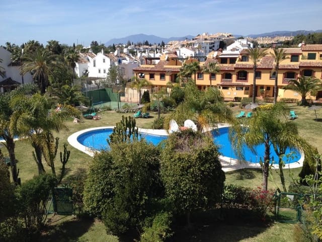 4 sovrum Hus till salu i Marbella med pool garage - 599 500 € (Ref: 10001551)