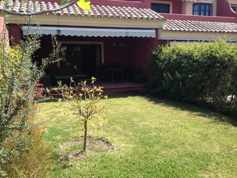 4 sovrum Hus till salu i Marbella med pool garage - 599 500 € (Ref: 10001551)