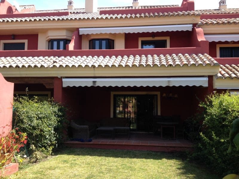 4 sovrum Hus till salu i Marbella med pool garage - 599 500 € (Ref: 10001551)