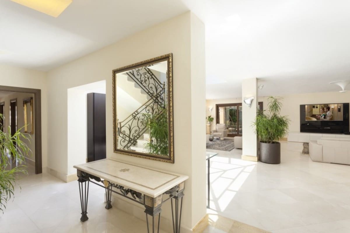 Chalet de 5 habitaciones en Marbella en venta con piscina garaje - 1.595.000 € (Ref: 10001553)