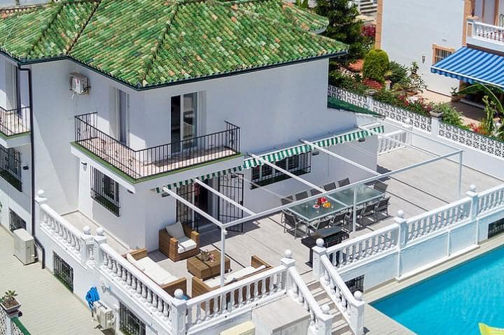 5 quarto Moradia para venda em Marbella com piscina garagem - 999 000 € (Ref: 10001556)