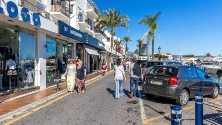 2 soveværelse Lejlighed til salg i Marbella med swimmingpool - € 555.000 (Ref: 10001559)