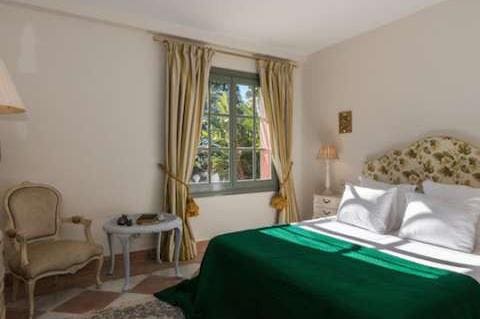 5 sypialnia Willa na sprzedaż w Marbella z basenem garażem - 2 650 000 € (Ref: 10001560)