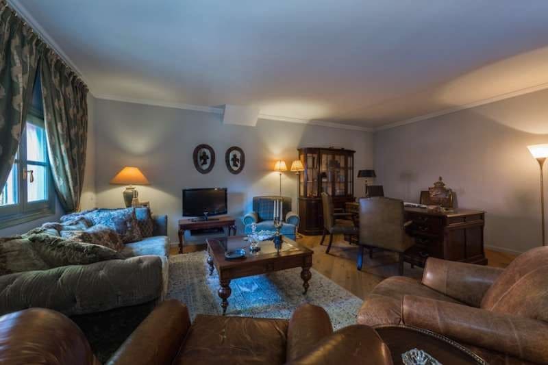 5 sypialnia Willa na sprzedaż w Marbella z basenem garażem - 2 650 000 € (Ref: 10001560)