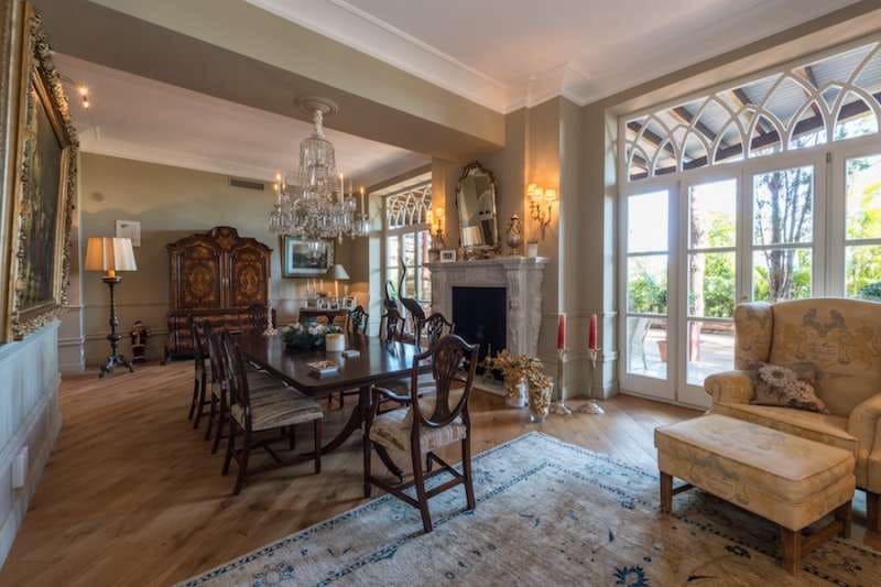 5 sypialnia Willa na sprzedaż w Marbella z basenem garażem - 2 650 000 € (Ref: 10001560)