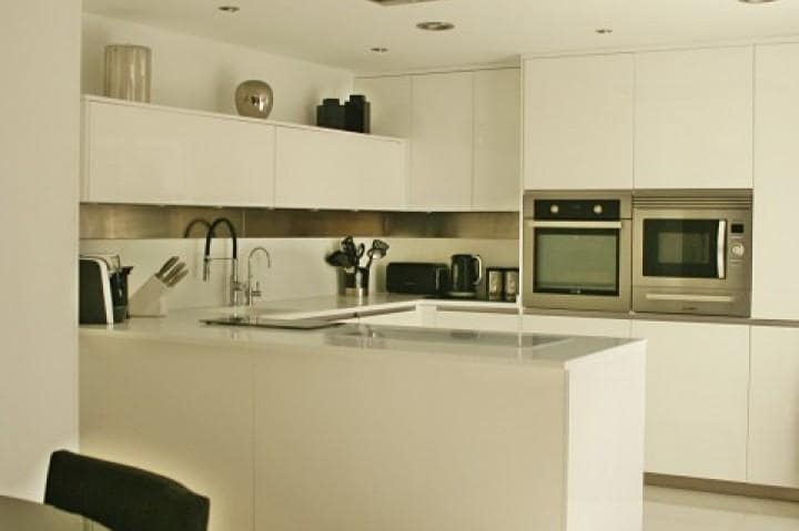 4 quarto Moradia para venda em Marbella com piscina garagem - 1 295 000 € (Ref: 10001562)
