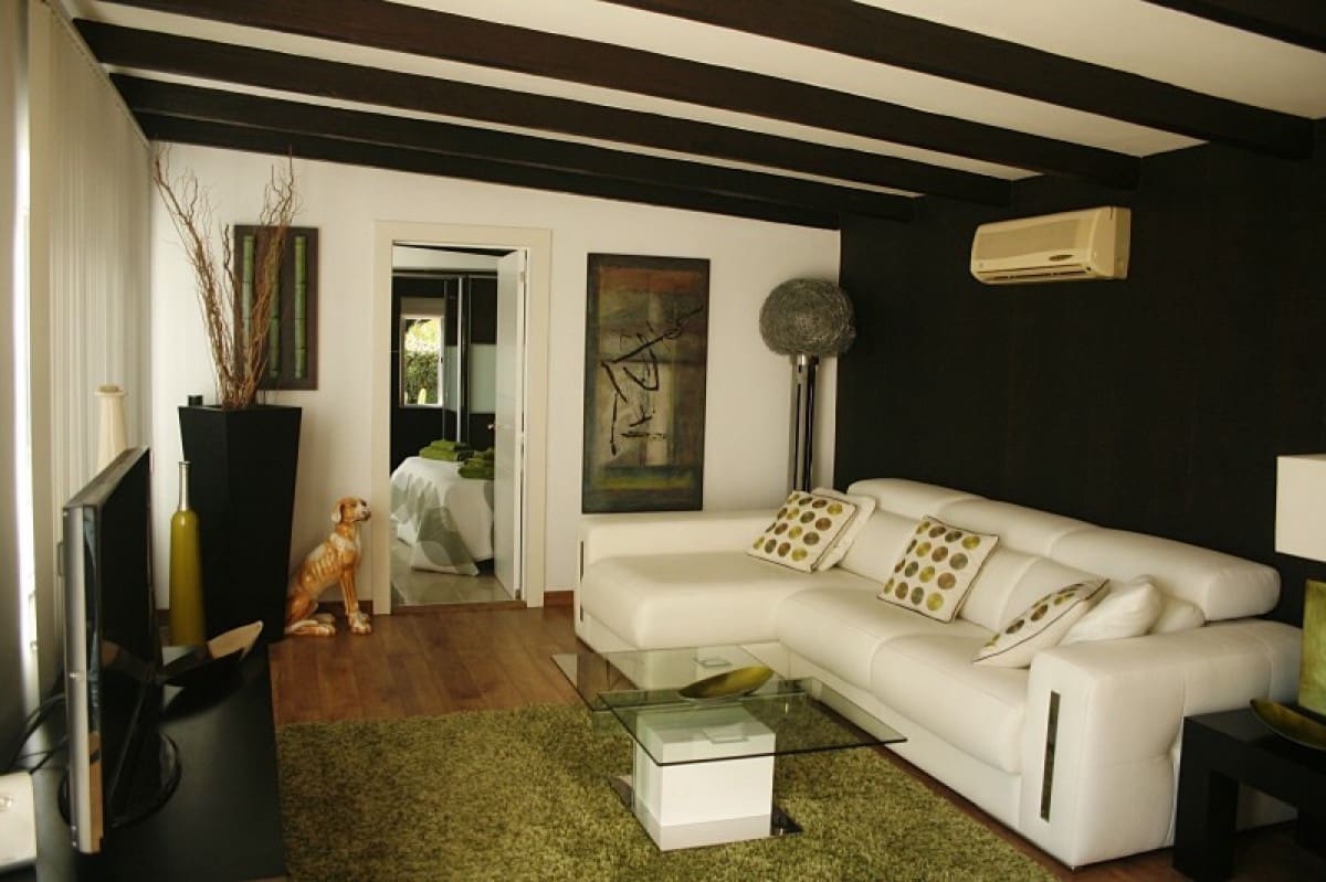 4 quarto Moradia para venda em Marbella com piscina garagem - 1 295 000 € (Ref: 10001562)