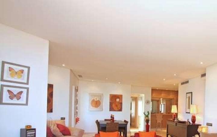 2 sovrum Takvåning till salu i Marbella med pool garage - 1 100 000 € (Ref: 10001564)