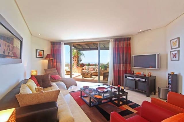 2 sovrum Takvåning till salu i Marbella med pool garage - 1 100 000 € (Ref: 10001564)