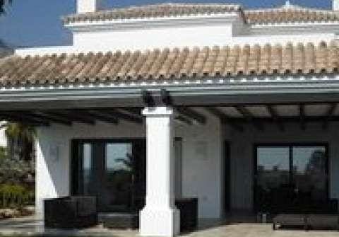 Chalet de 5 habitaciones en Marbella en venta con piscina garaje - 1.950.000 € (Ref: 10001565)