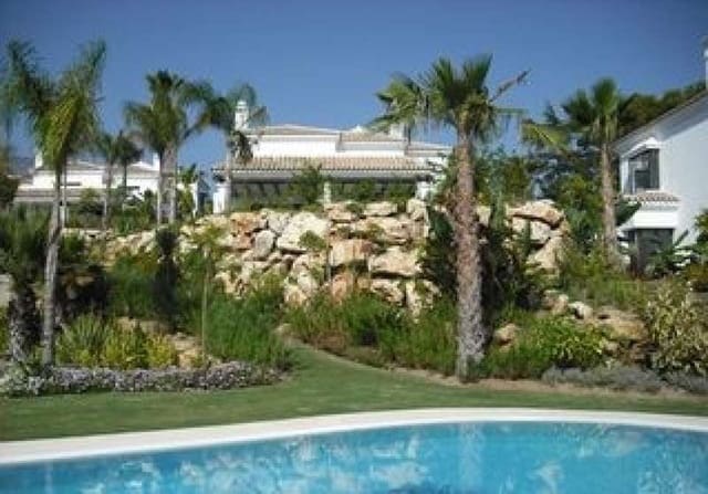 Chalet de 5 habitaciones en Marbella en venta con piscina garaje - 1.950.000 € (Ref: 10001565)