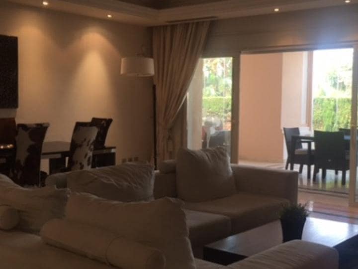 Apartamento de 3 habitaciones en Golden Mile en venta con piscina garaje - 799.500 € (Ref: 10001567)