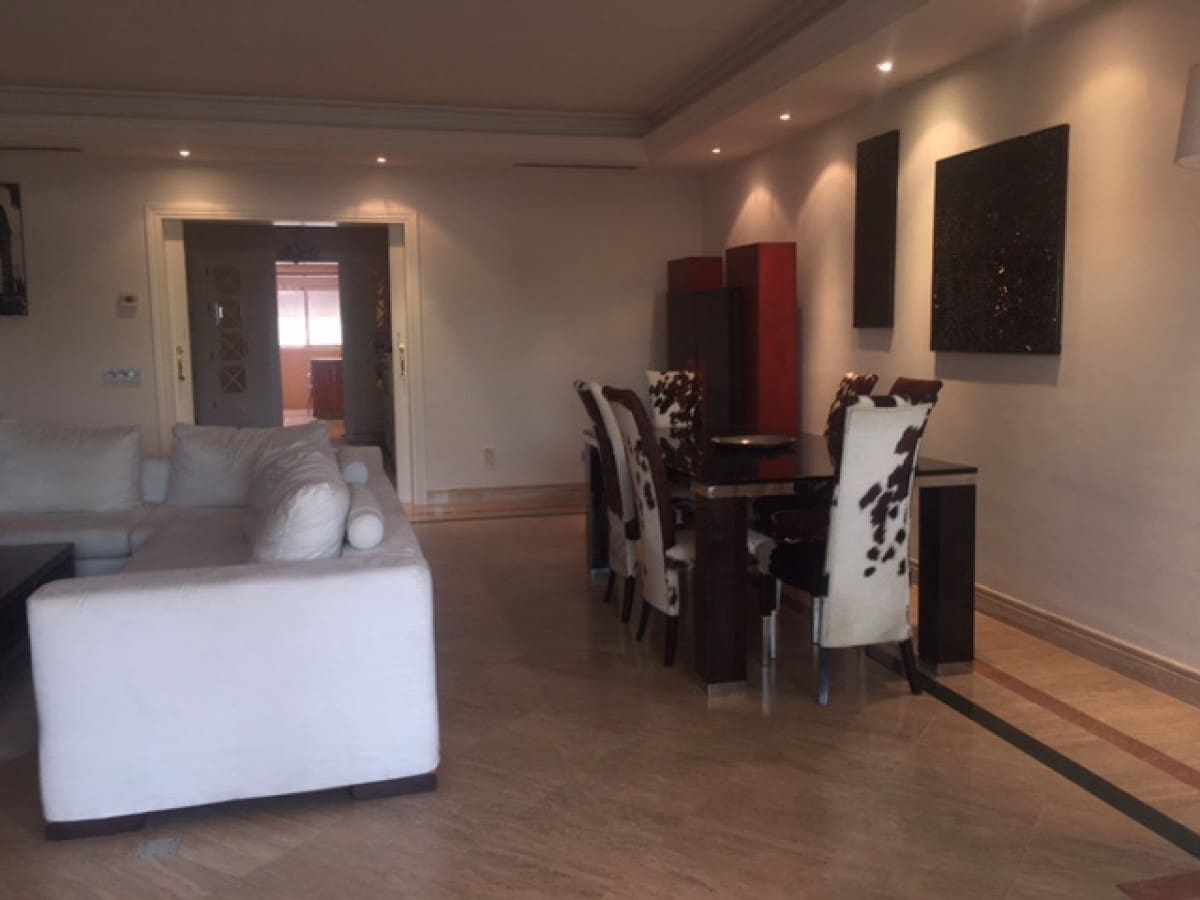 Apartamento de 3 habitaciones en Golden Mile en venta con piscina garaje - 799.500 € (Ref: 10001567)
