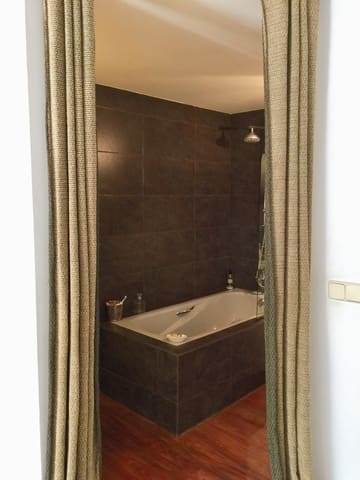 3 bedroom Apartment for sale in Marbella with pool garage - € 460,000 (Ref: 10001568)