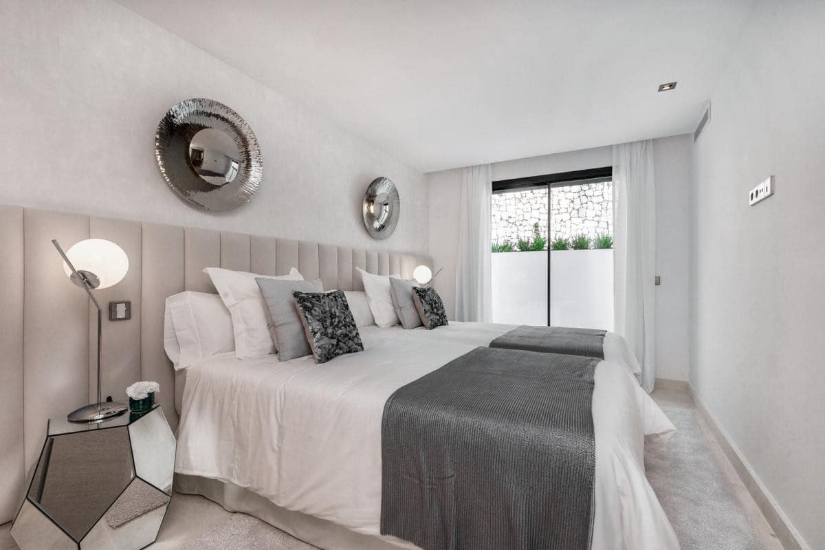 5 chambre Villa/Maison à vendre à Marbella avec piscine garage - 2 450 000 € (Ref: 10001570)