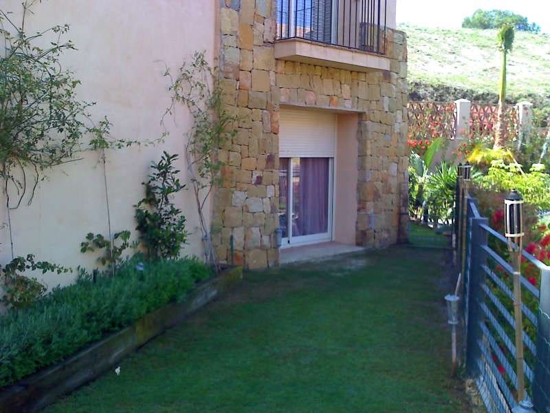 3 slaapkamer Appartement te koop in Marbella met zwembad - € 640.000 (Ref: 10001572)
