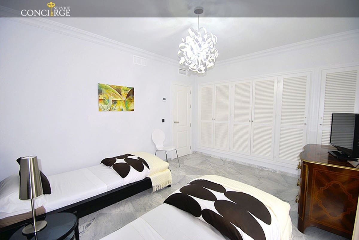 3 soverom Leilighet til salgs i Puerto Banus med svømmebasseng garasje - € 1 250 000 (Ref: 10001574)
