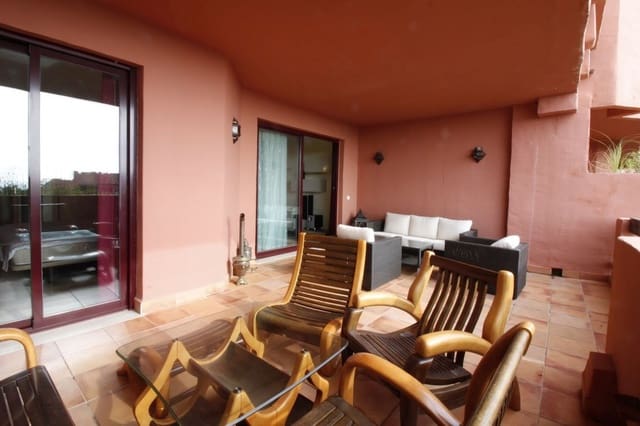 3 soverom Leilighet til salgs i Guadalmansa, Estepona med svømmebasseng garasje - € 410 000 (Ref: 10001577)