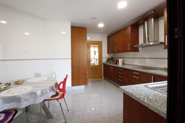 3 soverom Leilighet til salgs i Guadalmansa, Estepona med svømmebasseng garasje - € 410 000 (Ref: 10001577)