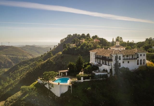 5 Zimmer Villa zu verkaufen in Benahavís mit Pool Garage - 3.500.000 € (Ref: 10001579)