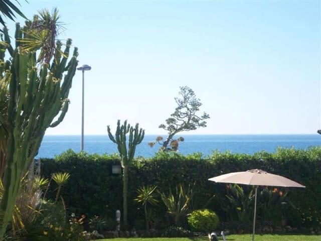 3 quarto Apartamento para venda em Puerto Banus, Marbella com piscina garagem - 879 500 € (Ref: 10001580)