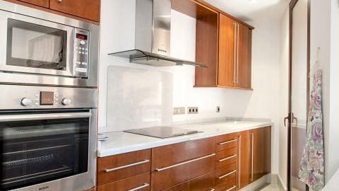 2 sypialnia Apartament na sprzedaż w Marbella z basenem garażem - 695 000 € (Ref: 10001582)