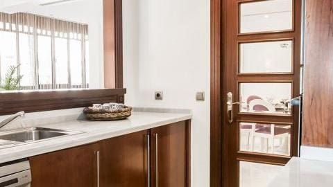 2 sypialnia Apartament na sprzedaż w Marbella z basenem garażem - 695 000 € (Ref: 10001582)