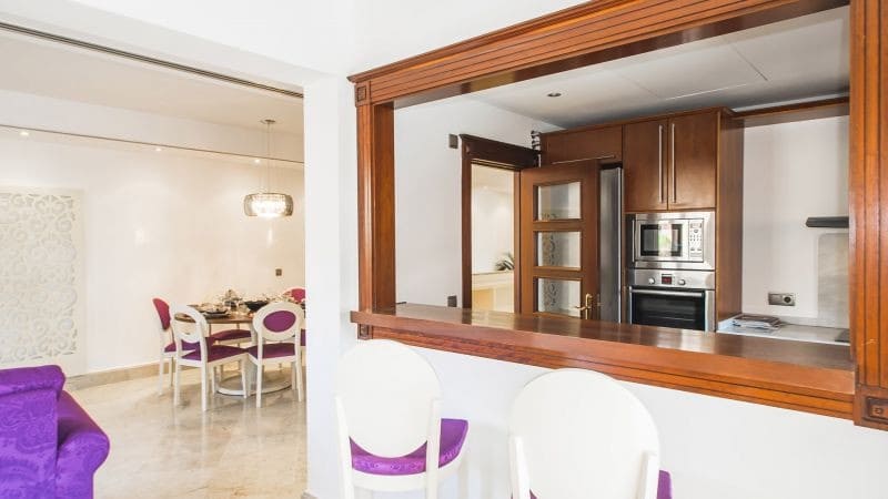 2 sypialnia Apartament na sprzedaż w Marbella z basenem garażem - 695 000 € (Ref: 10001582)